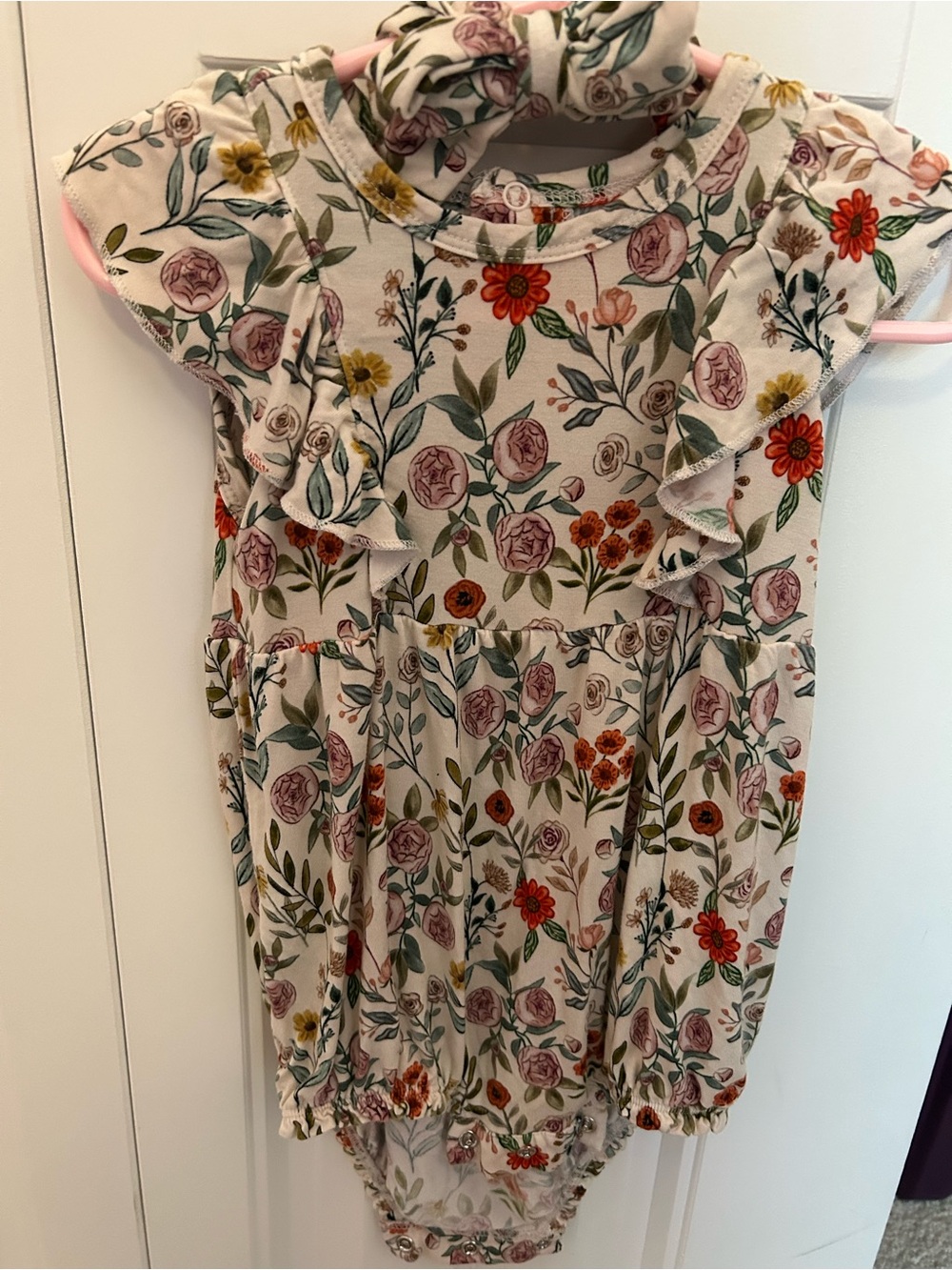 Posh Peanut Cream Floral Ruffle-Sleeve Bodysuit